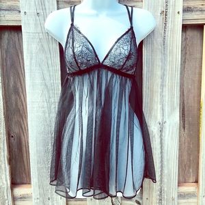 Victoria's Secret Sheer Lingerie Dress Medium Black Floral & Tulle